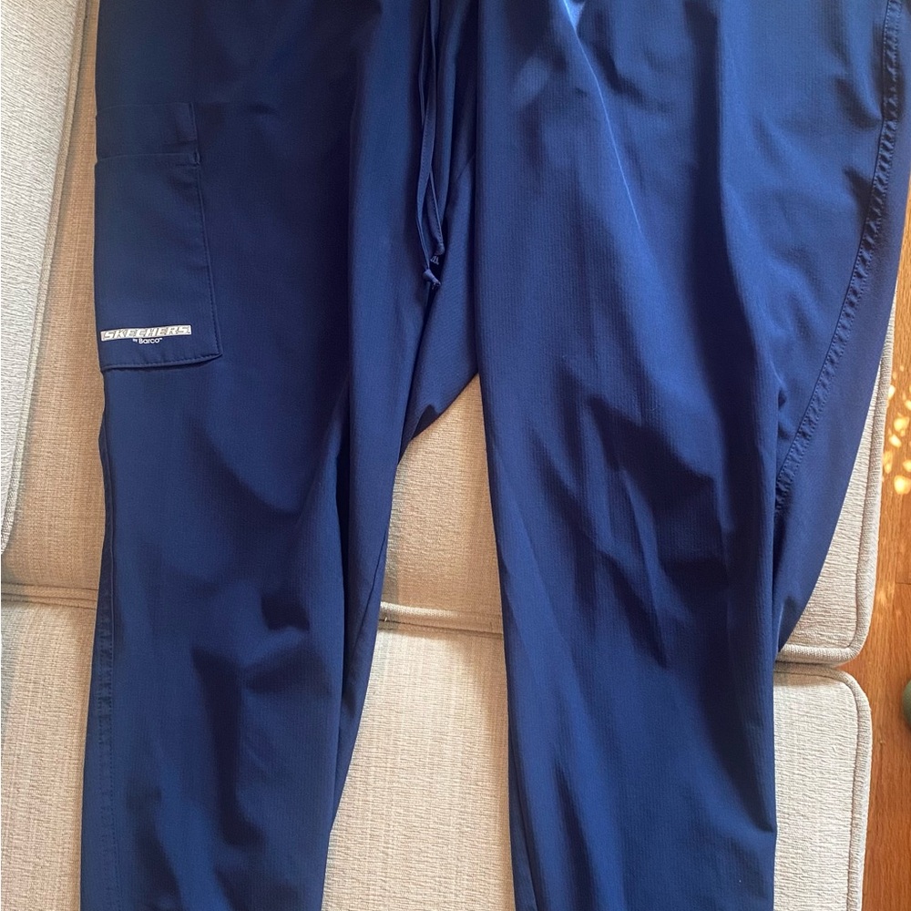 Women’s Skechers Blue Cargo Pants with Elastic Waistband